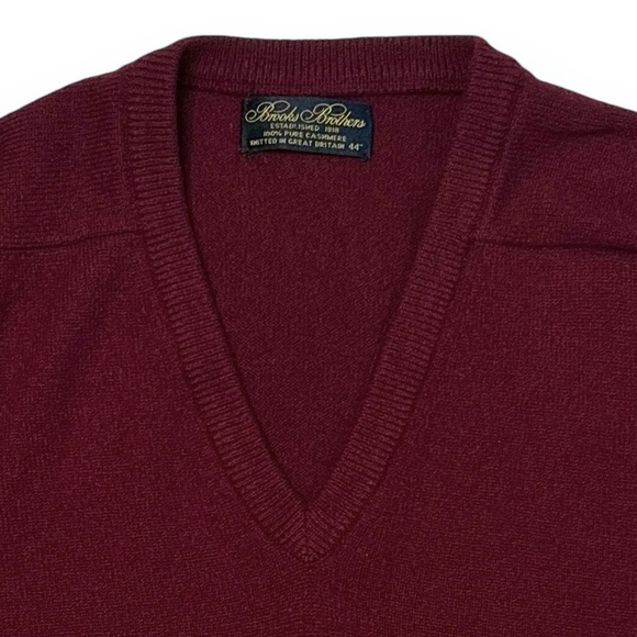 BROOKS BROTHERS 100% Cashmere V Neck Sweater Vintage 90s Burgundy - Picture 7 of 7